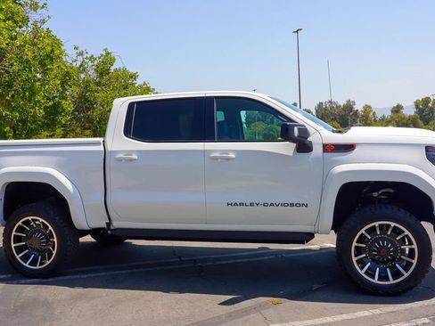 New 2025 GMC Sierra 1500 AT4 w/ AT4 Premium Package image 7