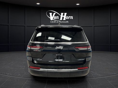 Used 2023 Jeep Grand Cherokee L Limited AWD/4WD image 6