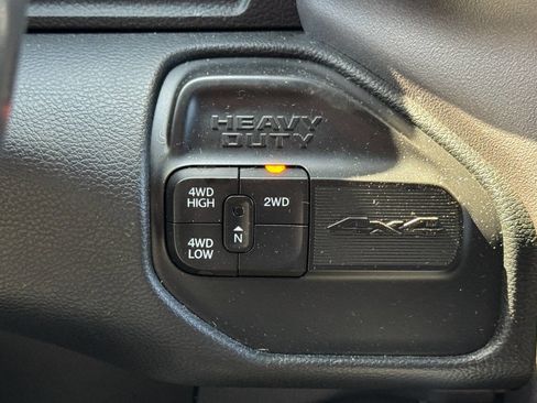 Used 2020 RAM 2500 Big Horn w/ Level 1 Equipment Group AWD/4WD image 38