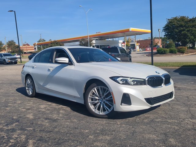 Used 2024 BMW 330i Sedan RWD image 1