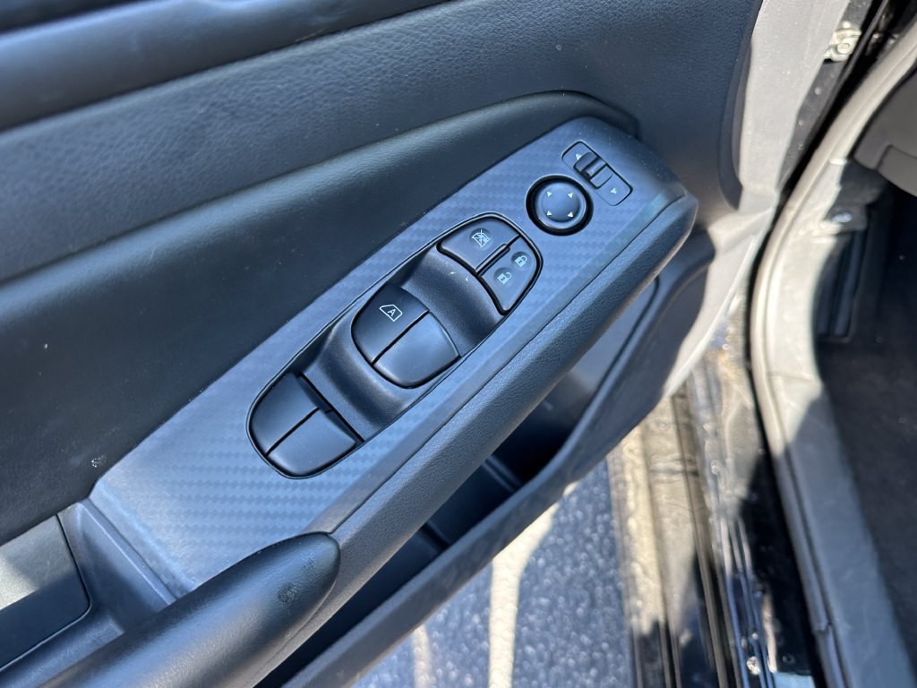 Used 2025 Nissan Altima 2.5 S FWD image 20