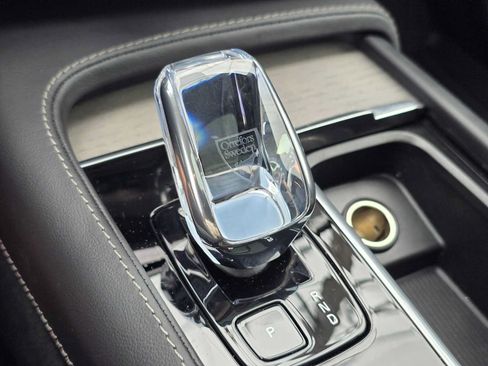 Certified 2024 Volvo XC90 T8 Ultimate w/ Protection Package Premier AWD/4WD image 35