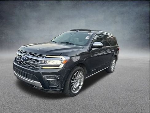 Used 2023 Ford Expedition Platinum image 18