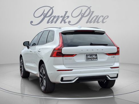 Used 2026 Volvo XC60 B5 Plus w/ Protection Package Premier AWD/4WD image 3
