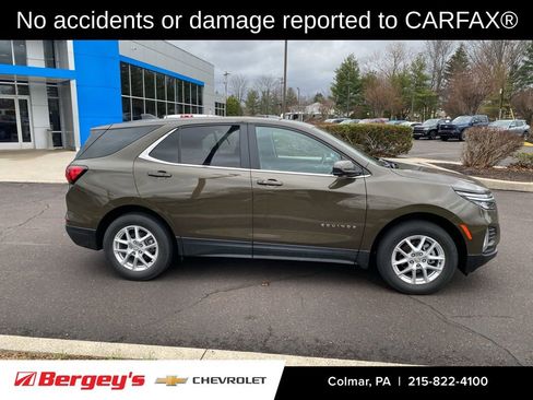 Used 2024 Chevrolet Equinox LT image 2