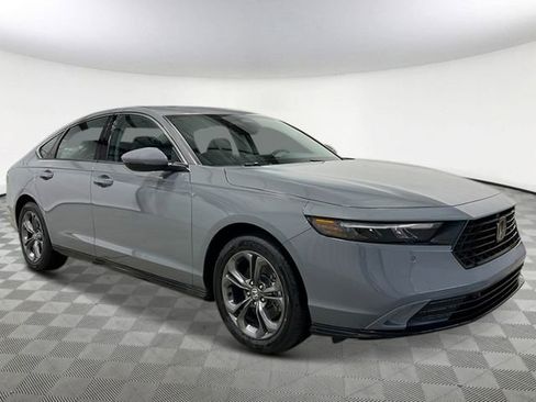 New 2025 Honda Accord EX-L image 9