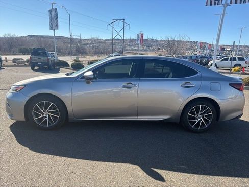 Used 2017 Lexus ES 350 image 4