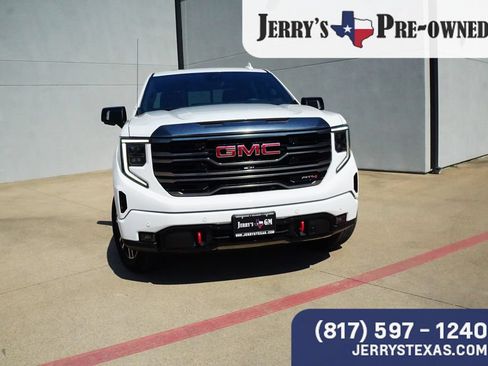 Used 2024 GMC Sierra 1500 AT4 w/ Technology Package AWD/4WD image 7