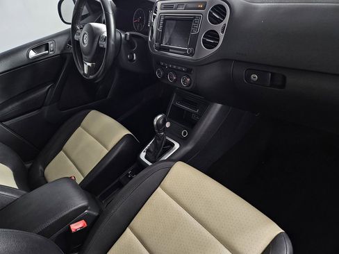 Used 2017 Volkswagen Tiguan Wolfsburg Edition FWD image 29