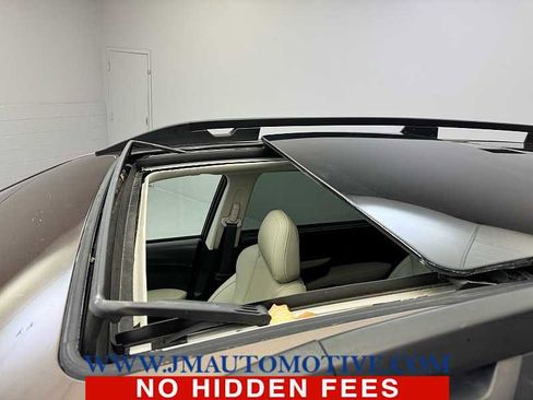 Used 2019 Subaru Ascent Limited image 11