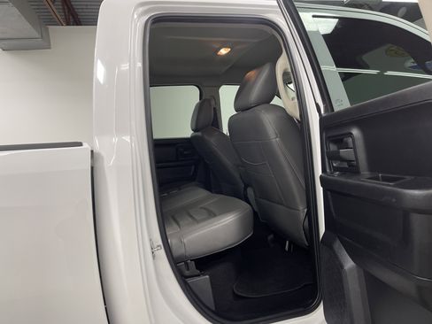 Used 2015 RAM 1500 Tradesman w/ Popular Equipment Group AWD/4WD image 19
