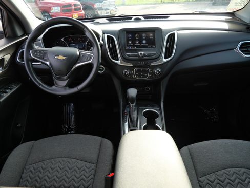 Used 2024 Chevrolet Equinox LT FWD image 10