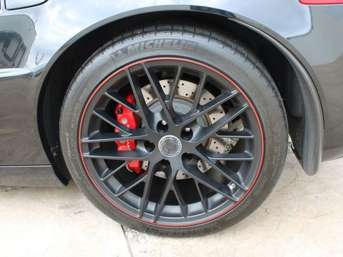 Used 2012 Chevrolet Corvette Grand Sport w/ 4LT Preferred Equipment Group RWD image 10