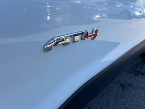 Used 2023 GMC Acadia AT4 w/ Preferred Package image 33