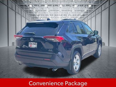 Certified 2021 Toyota RAV4 XLE w/ Convenience Package AWD/4WD image 8