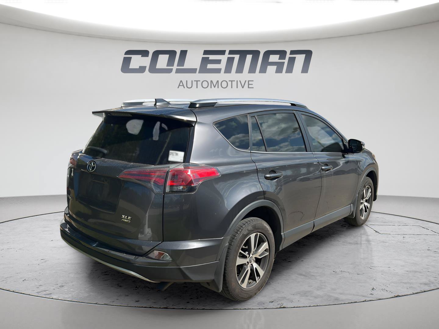 Used 2017 Toyota RAV4 XLE w/ Plus Special Value Package AWD/4WD image 3
