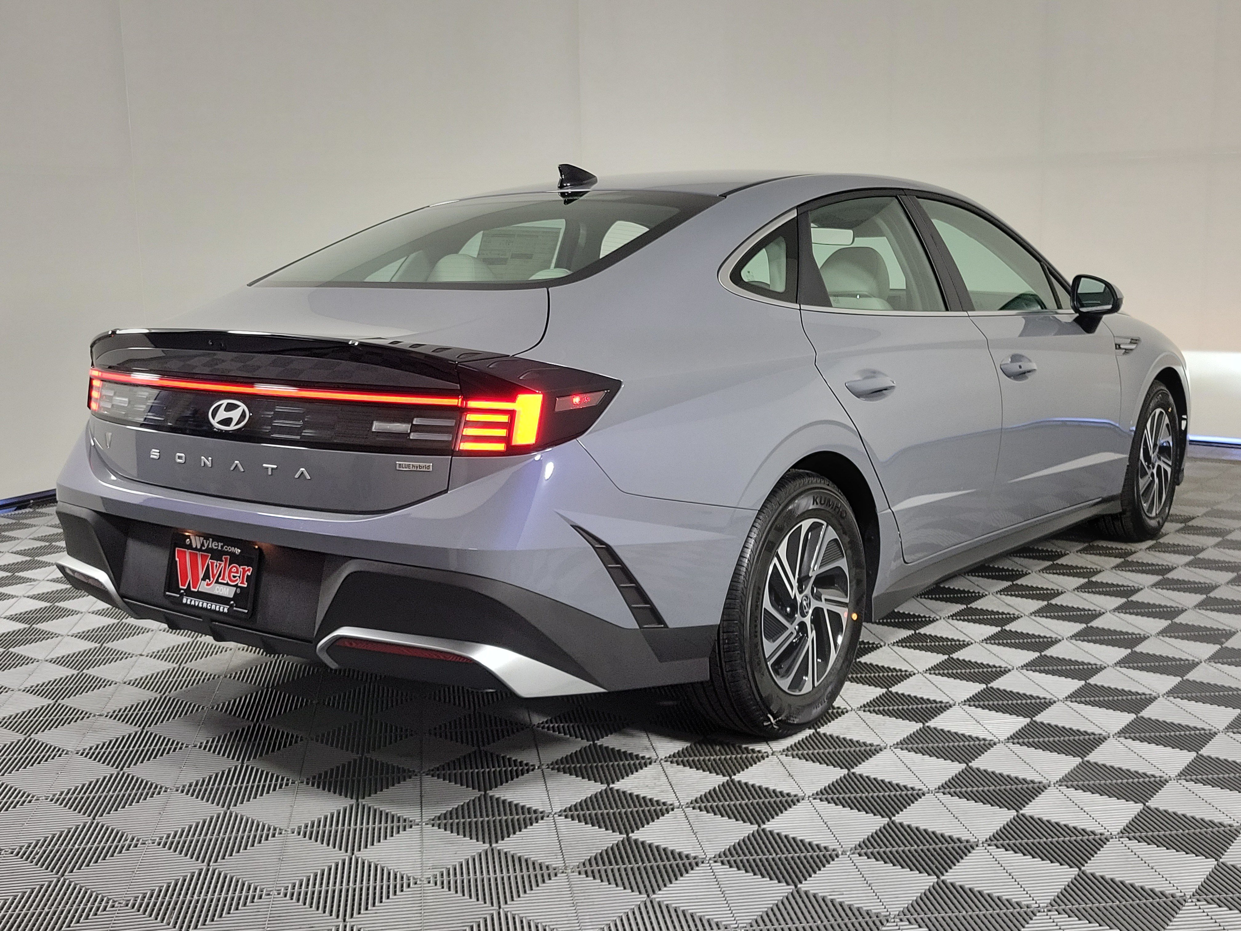 New 2026 Hyundai Sonata Blue FWD image 3