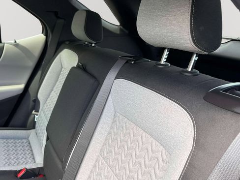 Used 2022 Chevrolet Equinox LS FWD image 31