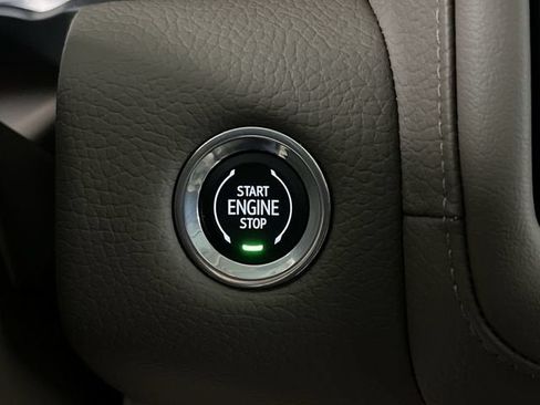 Certified 2023 GMC Yukon XL Denali w/ Denali Reserve Package AWD/4WD image 17