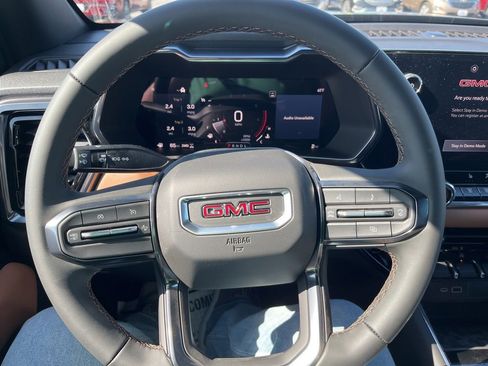 New 2025 GMC Canyon AT4 w/ Nightfall Edition image 14