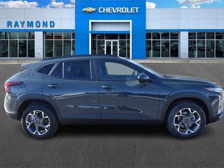 New 2026 Chevrolet Trax LT w/ LT Convenience Package video 2