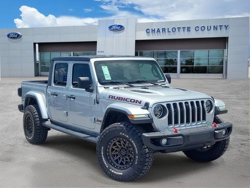 Used 2023 Jeep Gladiator Rubicon w/ LED Lighting Group AWD/4WD image 2