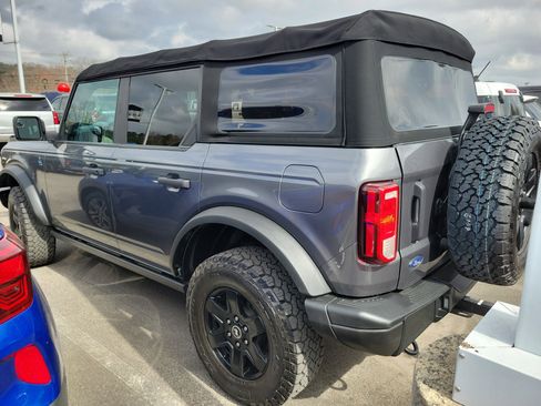 Used 2022 Ford Bronco Black Diamond image 21