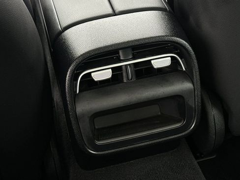 Certified 2024 Mercedes-Benz E 350 4MATIC Sedan image 31