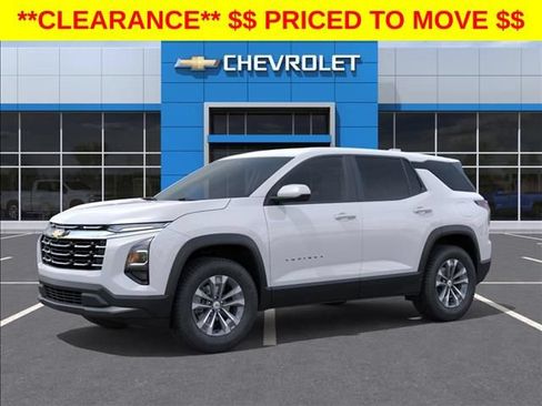 New 2026 Chevrolet Equinox LT FWD image 2