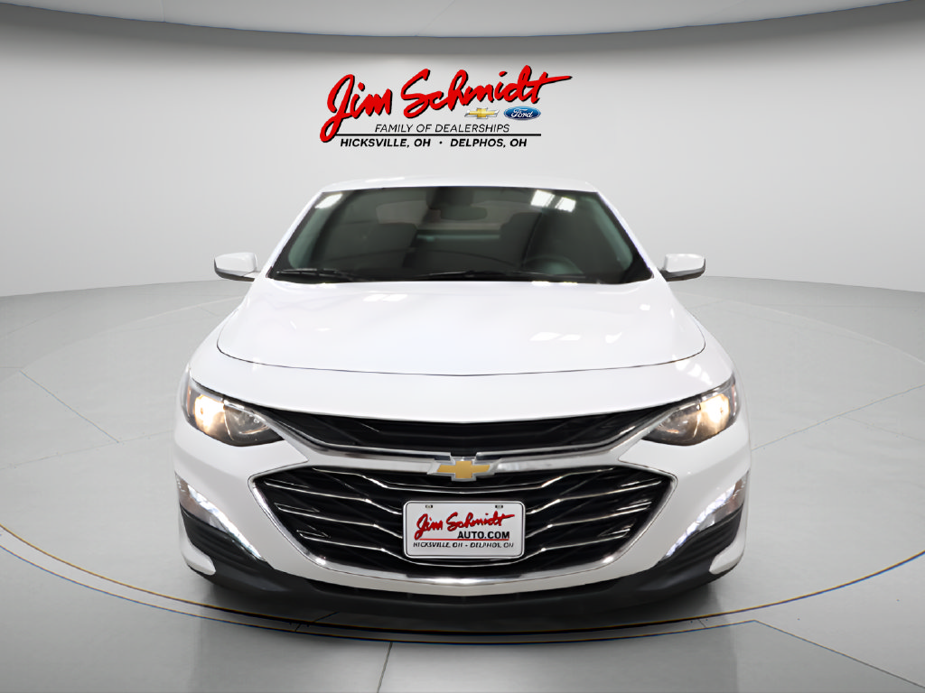 Used 2024 Chevrolet Malibu LT FWD image 3