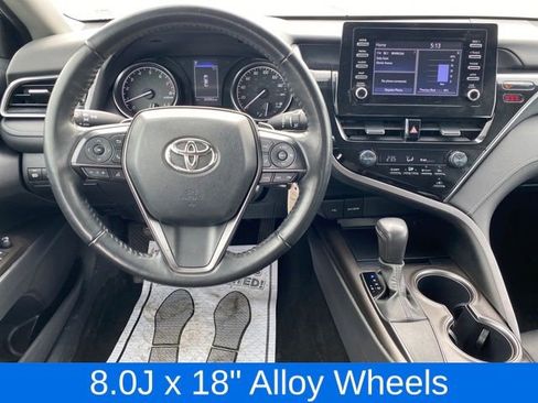 Used 2023 Toyota Camry SE FWD image 6