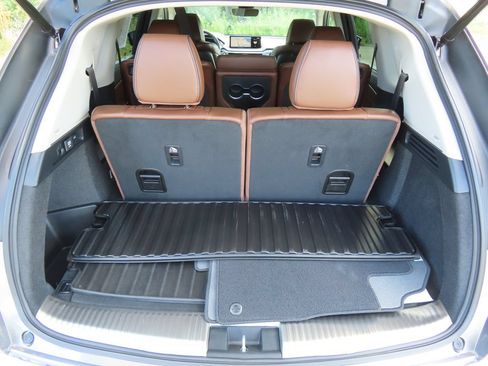Used 2024 Acura MDX SH-AWD w/ Advance Package image 21