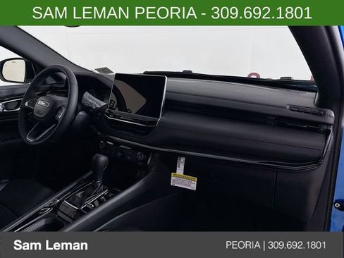New 2026 Jeep Compass Latitude AWD/4WD image 24