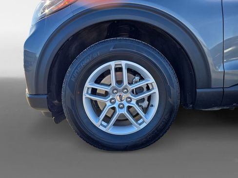 Used 2025 Ford Explorer Active image 15