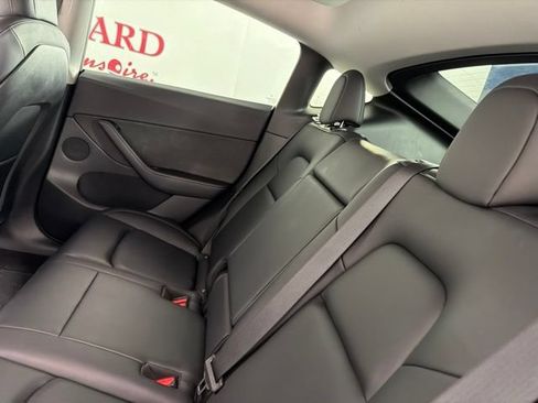 Used 2022 Tesla Model Y Performance AWD/4WD image 13