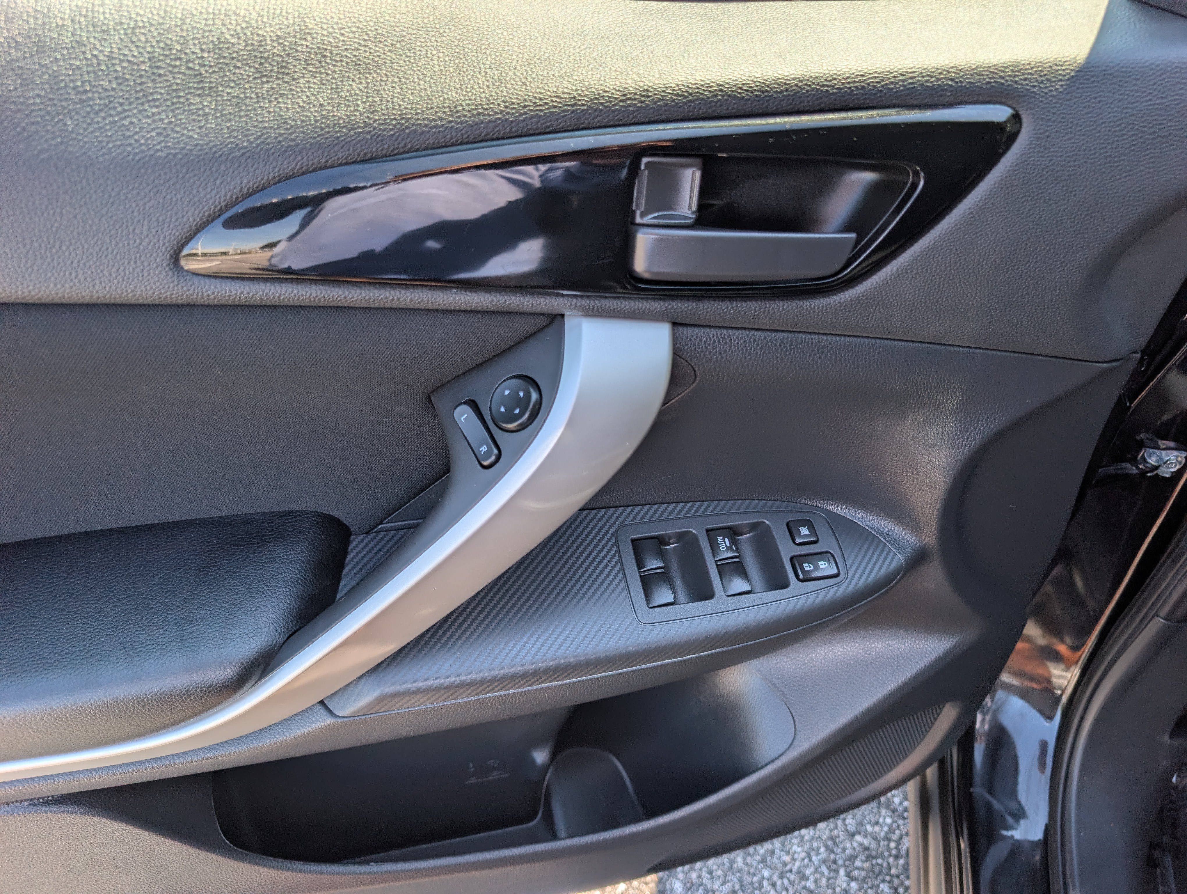 Used 2024 Mitsubishi Eclipse Cross ES AWD/4WD image 17