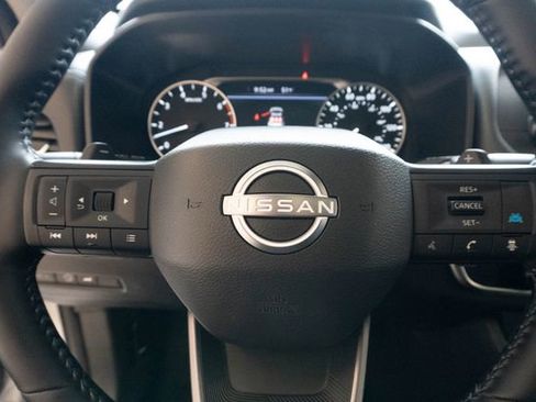 Used 2025 Nissan Rogue SV w/ SV Premium Package image 22