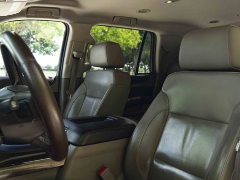 Used 2016 Chevrolet Tahoe LT RWD image 17