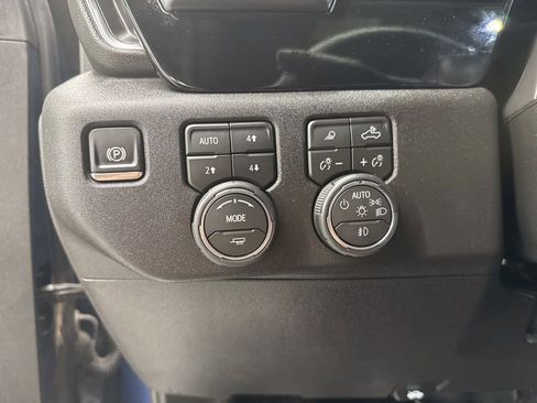 Used 2026 Chevrolet Silverado 3500 LTZ AWD/4WD image 23