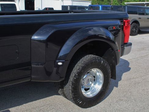 Used 2022 Ford F350 XL w/ STX Appearance Package AWD/4WD image 9
