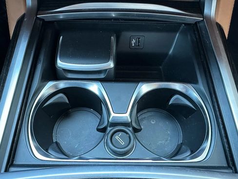 Used 2019 BMW 750i xDrive w/ Executive Package image 21