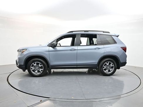 Used 2022 Honda Passport TrailSport image 4