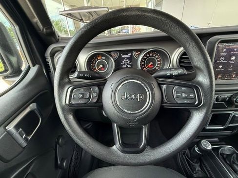 Used 2018 Jeep Wrangler Unlimited Sport AWD/4WD image 22