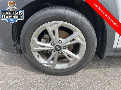 Used 2023 Hyundai Kona SEL image 9