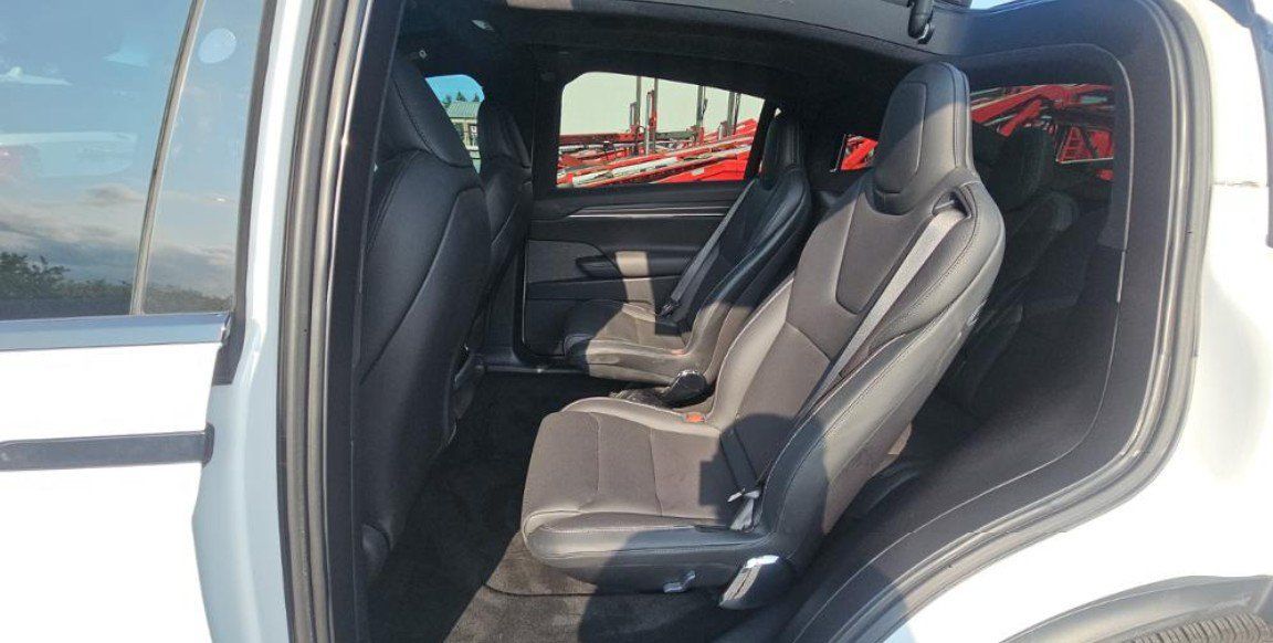 Used 2023 Tesla Model X Plaid AWD/4WD image 6