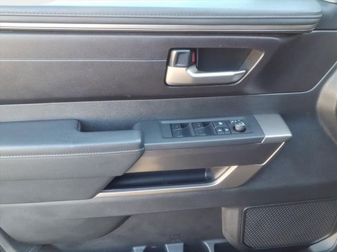 Used 2022 Toyota Tundra SR5 image 13