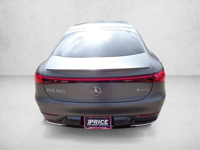 Used 2022 Mercedes-Benz EQS 580 4MATIC Sedan image 3