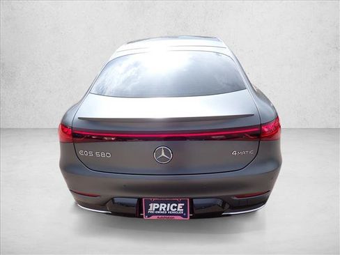 Used 2022 Mercedes-Benz EQS 580 4MATIC Sedan image 3