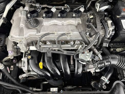 Used 2020 Toyota Corolla LE FWD image 36