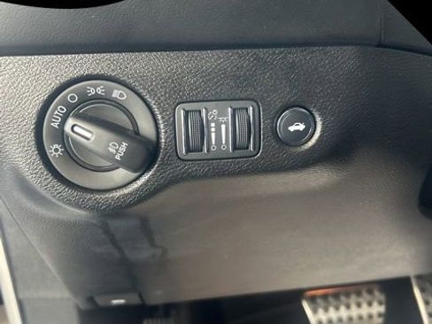 Used 2023 Dodge Challenger R/T Scat Pack w/ T/A Package image 27